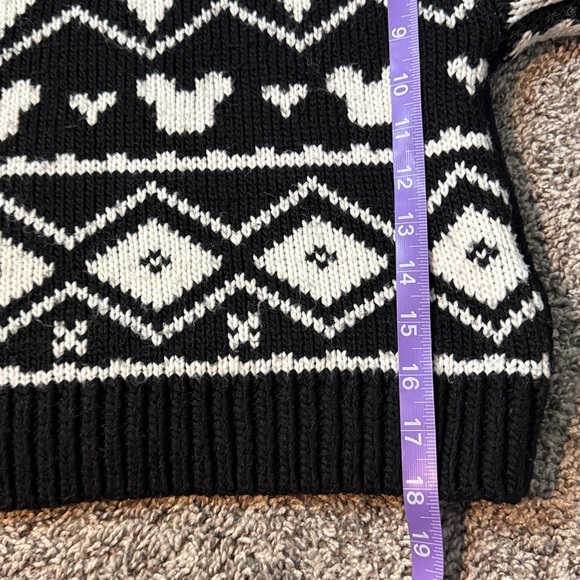 H&M x DISNEY NWT MICKEY MOUSE MOCK NECK SWEATER size S - Picture 10 of 10